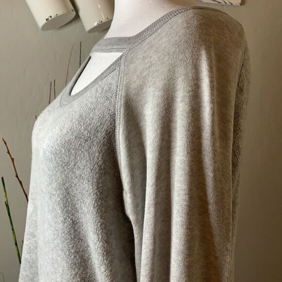Red Haute Grey Sweater Cut Out Neck Long Sleeves Sweatshirt Type Material - Picture 4 of 10